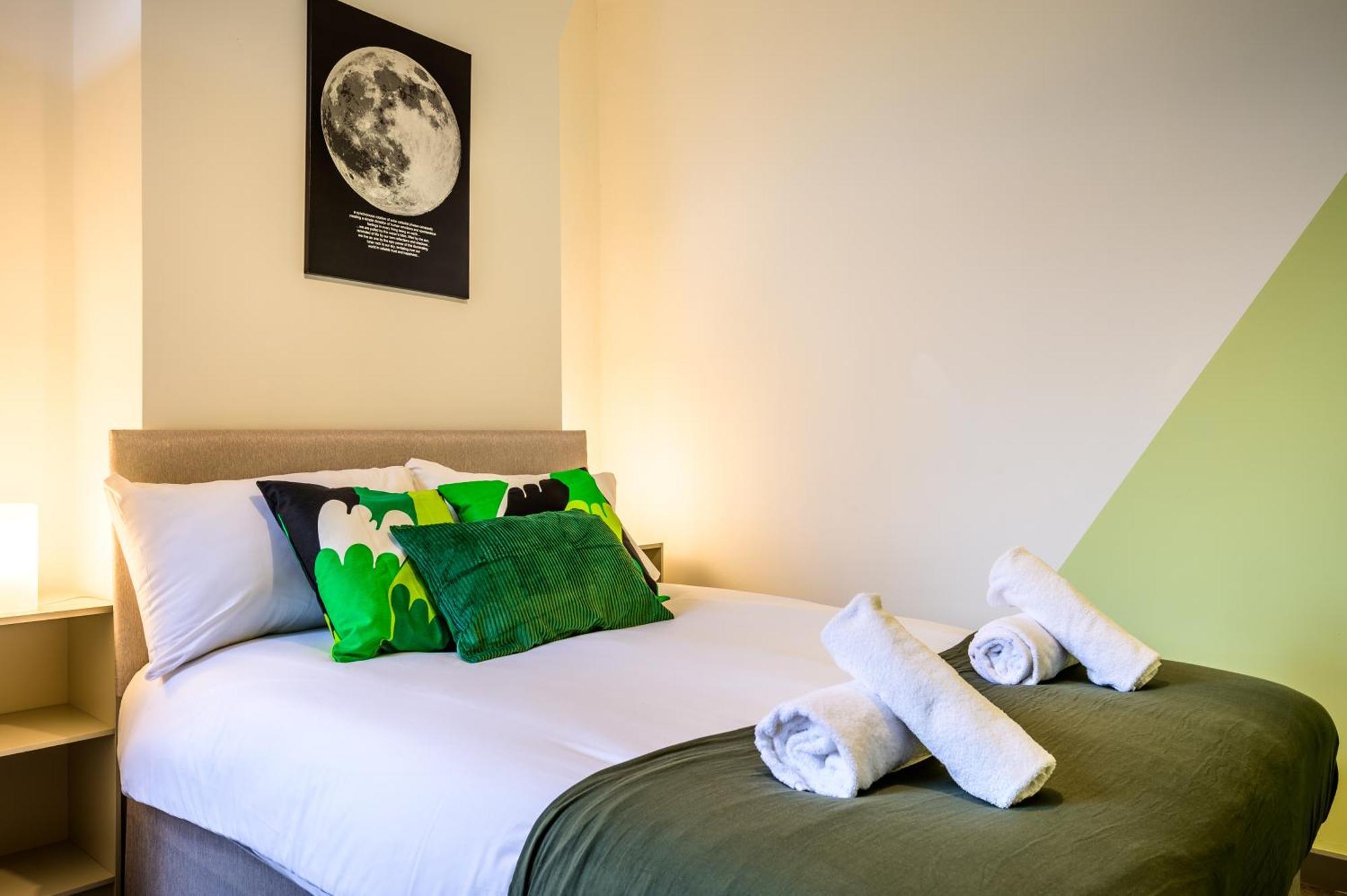 Manchester Serviced Accommodation Northernnightzzz - The Park ภายนอก รูปภาพ