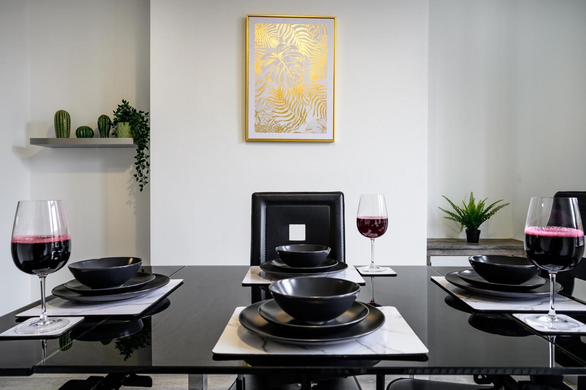 Manchester Serviced Accommodation Northernnightzzz - The Park ภายนอก รูปภาพ