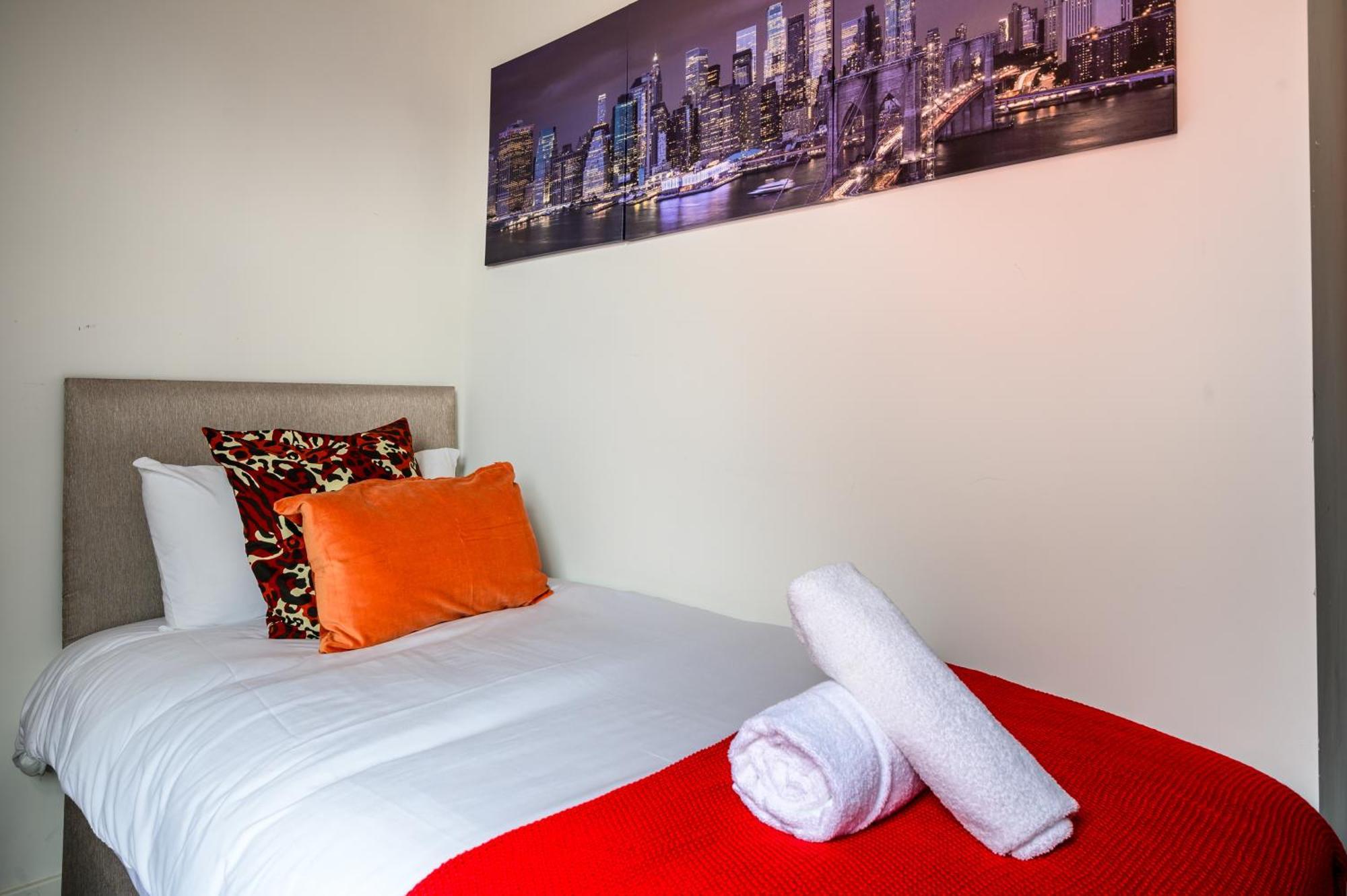 Manchester Serviced Accommodation Northernnightzzz - The Park ภายนอก รูปภาพ