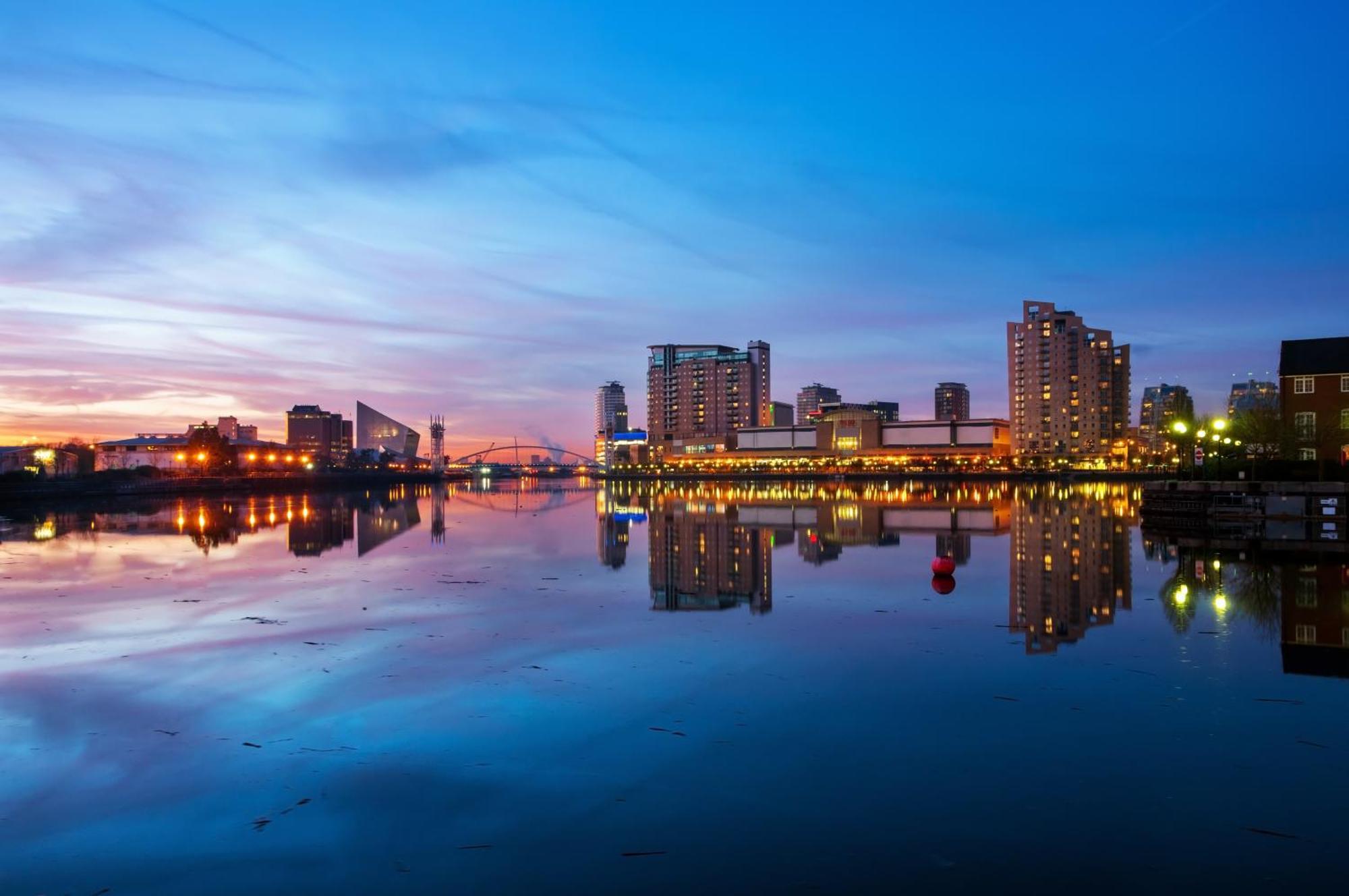 Manchester Serviced Accommodation Northernnightzzz - The Park ภายนอก รูปภาพ
