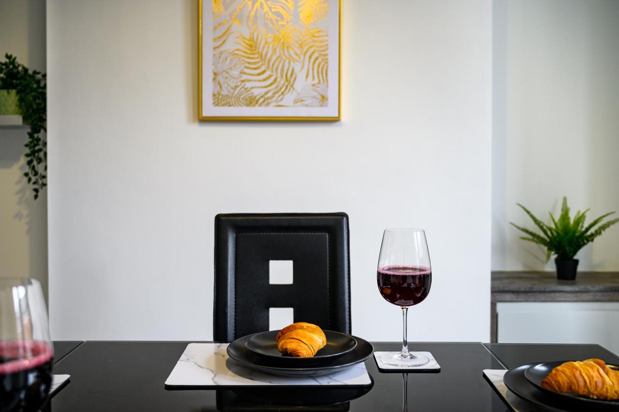 Manchester Serviced Accommodation Northernnightzzz - The Park ภายนอก รูปภาพ