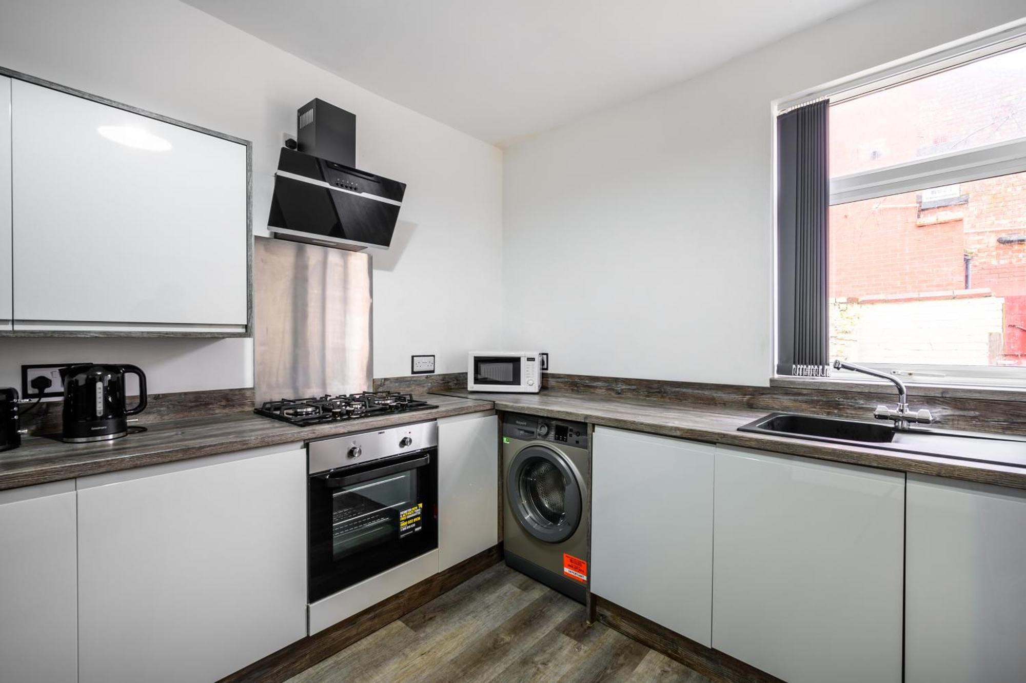 Manchester Serviced Accommodation Northernnightzzz - The Park ภายนอก รูปภาพ