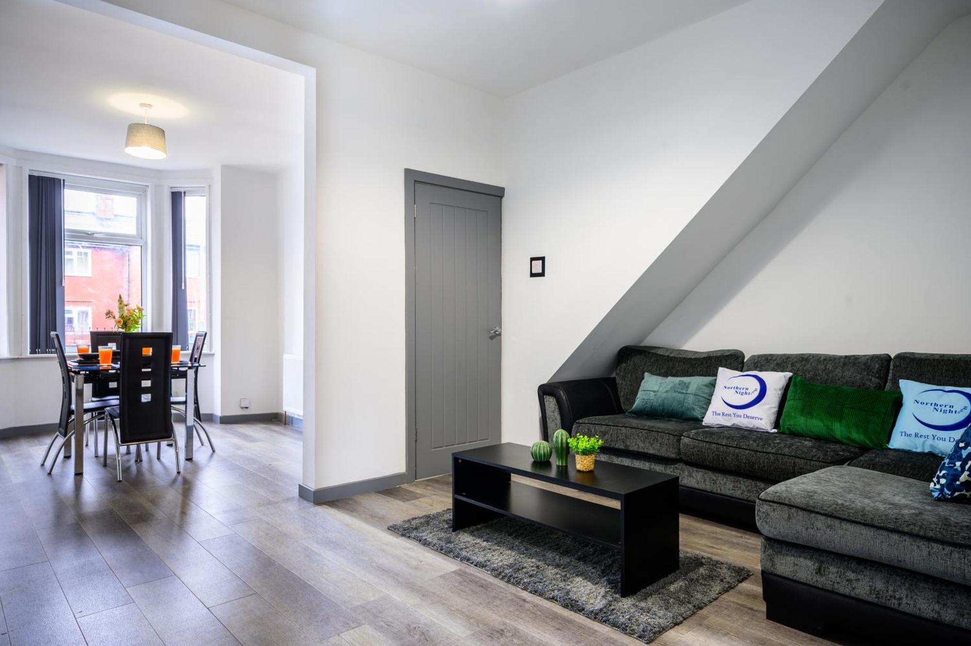 Manchester Serviced Accommodation Northernnightzzz - The Park ภายนอก รูปภาพ